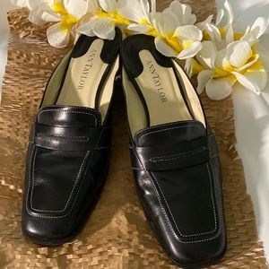 Black Ann Taylor